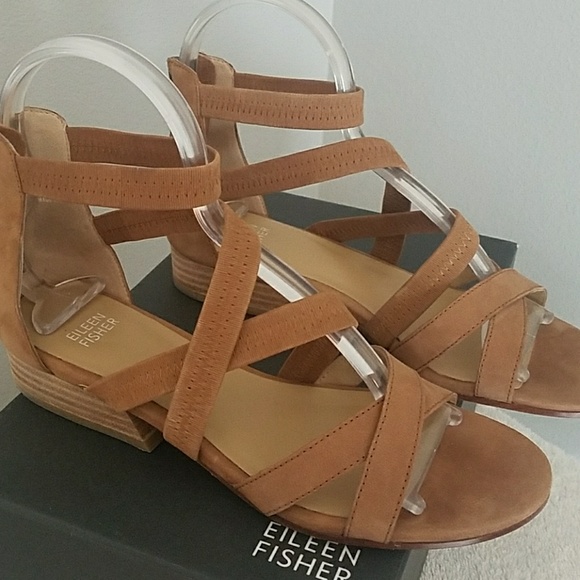 Eileen Fisher Eva Camel Leather Dress Sandals - Picture 7 of 7